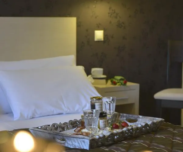 בית הארחה Fountoukli קסטוריה